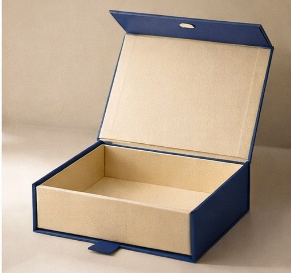 AETHARA Rigid Box 2